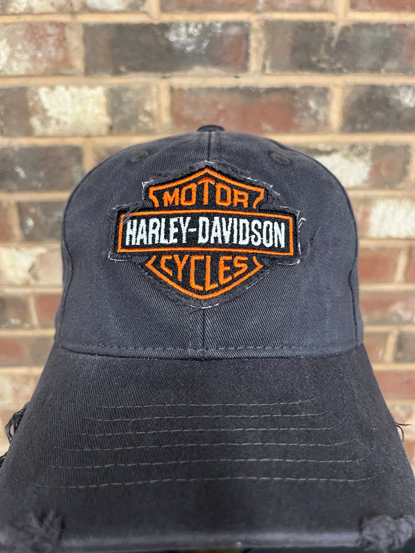 H-D Distressed Bar & Shield Hat